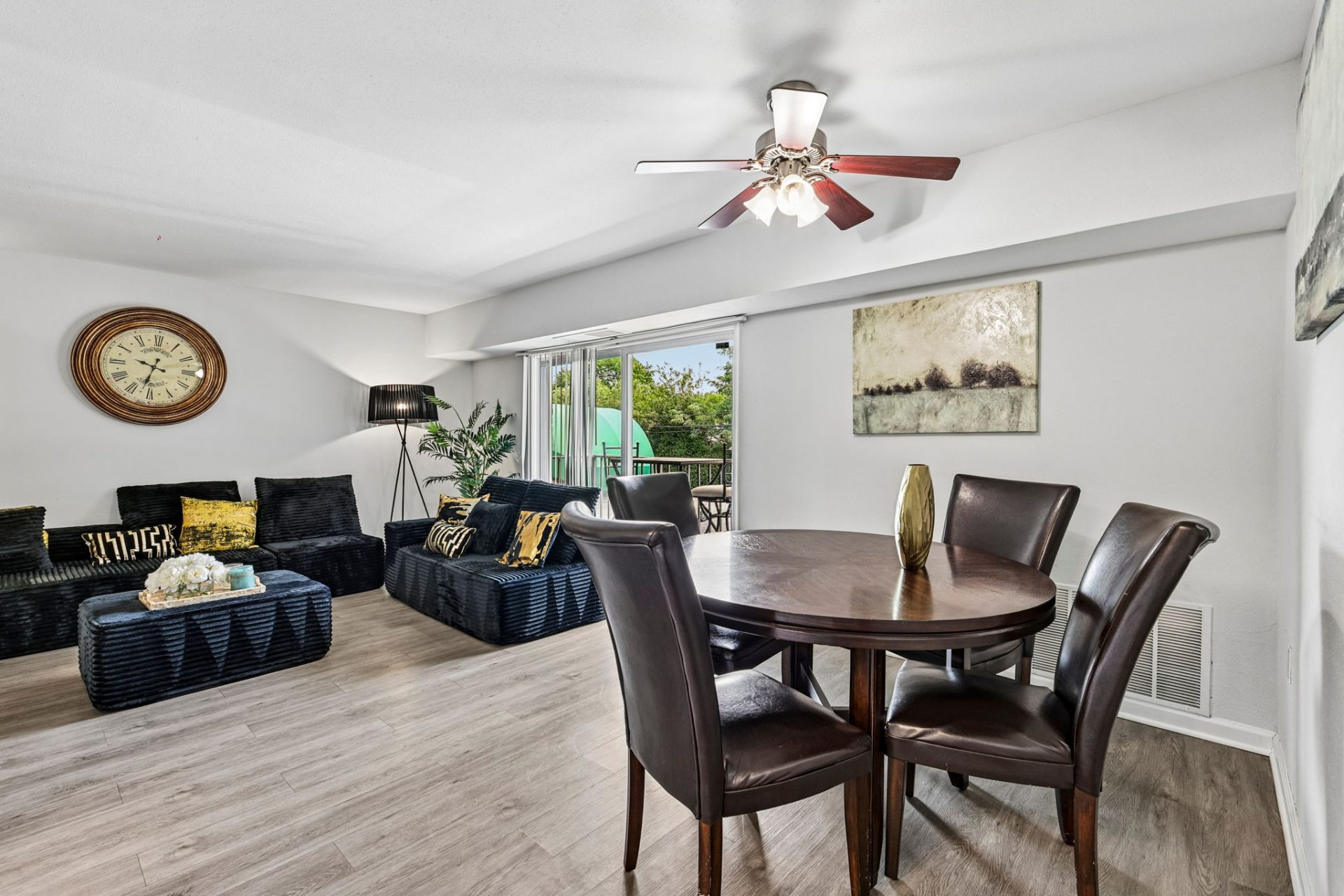 43-web-or-mls-Hil-Mar Dr Model Unit-2306-006 Luxury Kitchen Layout